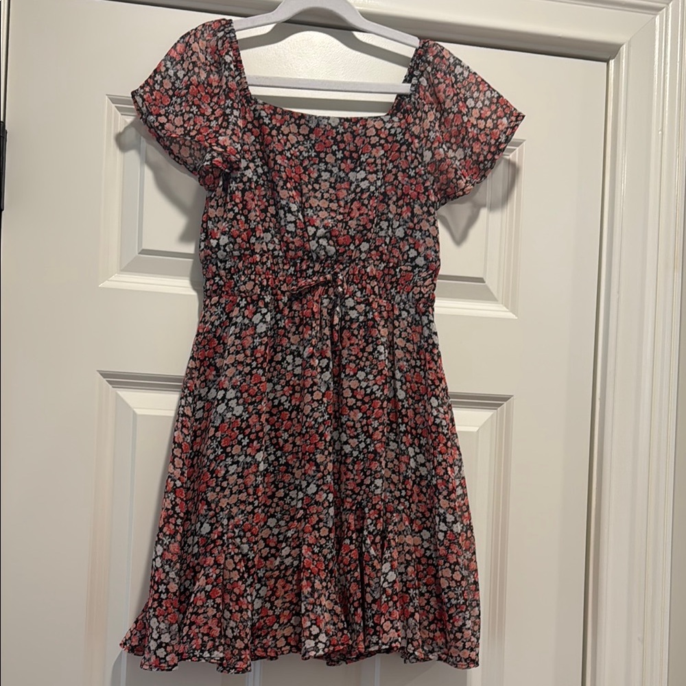 GIRLS size S Floral Short Sleeve Dress